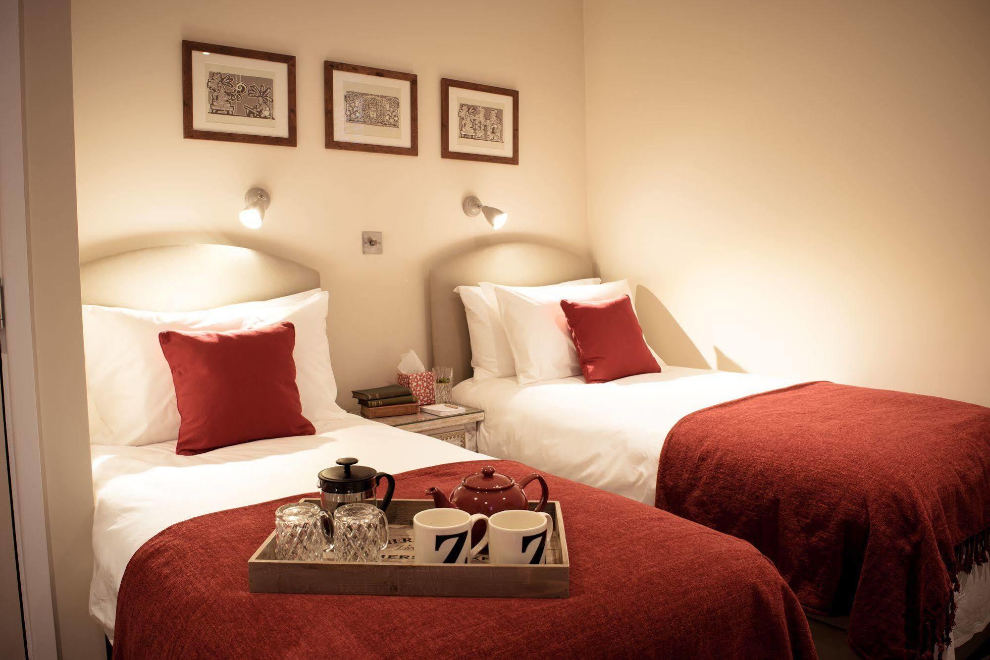 Ziggurat Boutique Hotel Saint Peter Port Extérieur photo